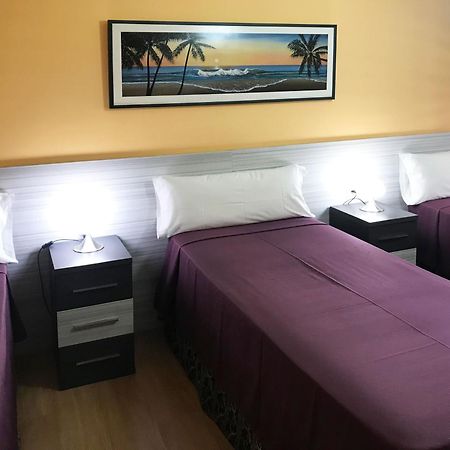 Pension Berceo Logroño Buitenkant foto
