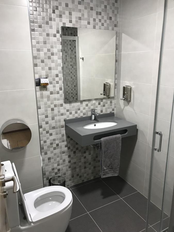 Pension Berceo Logroño Buitenkant foto