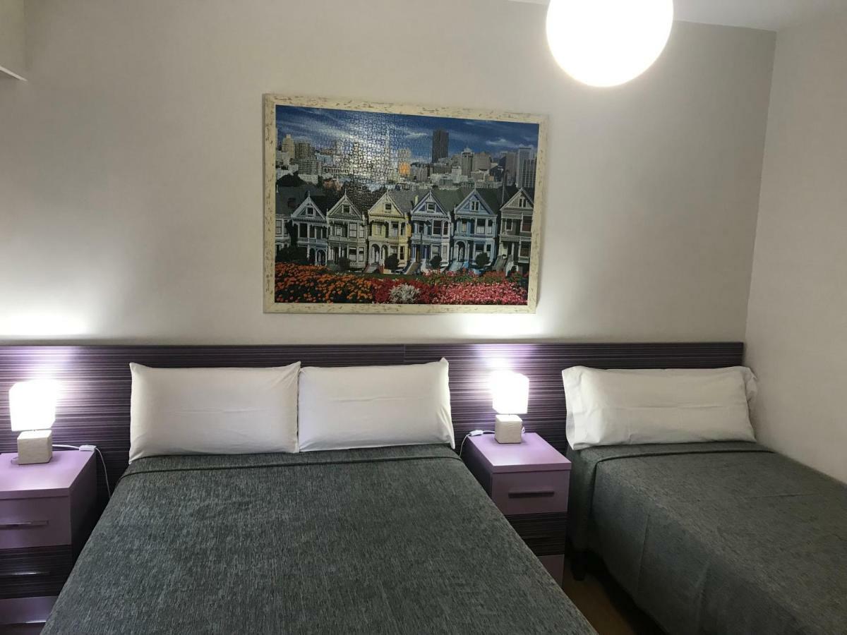 Pension Berceo Logroño Buitenkant foto